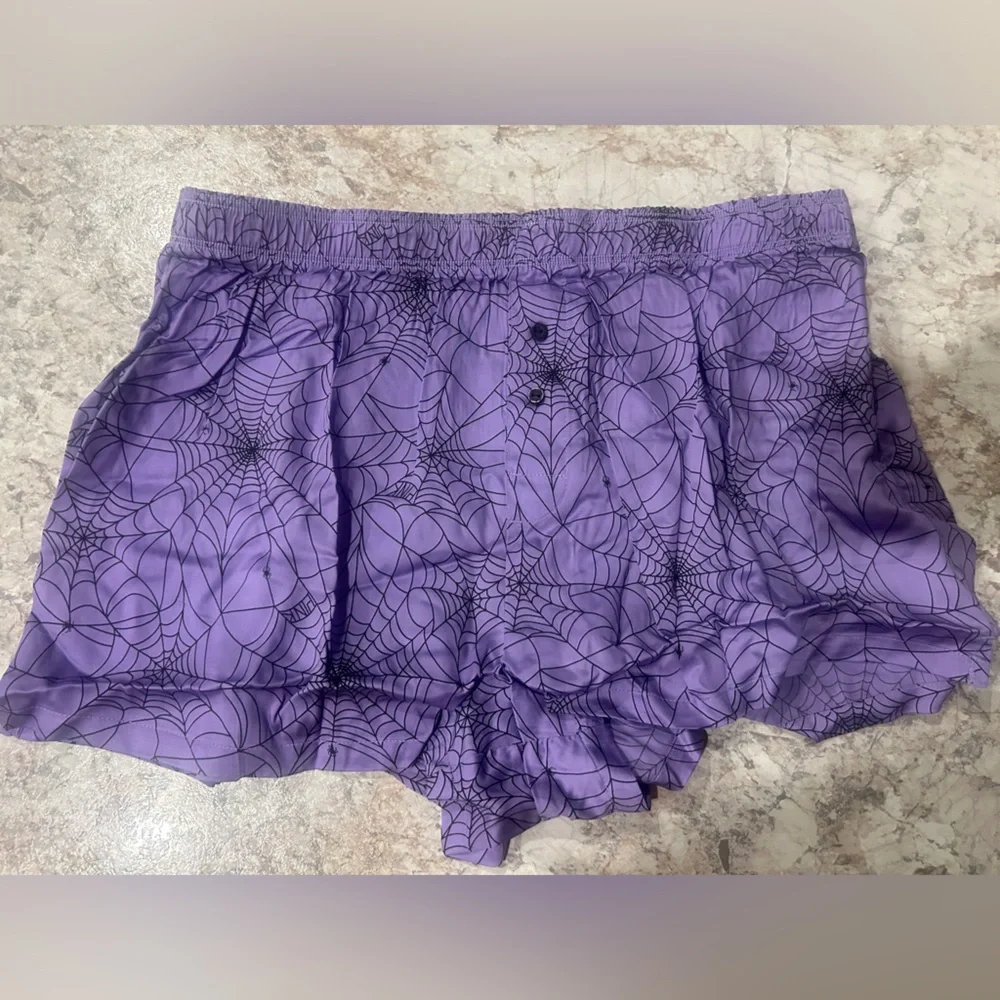 VS PINK Pajama Shorts Halloween Purple Spiderwebs Medium NWT